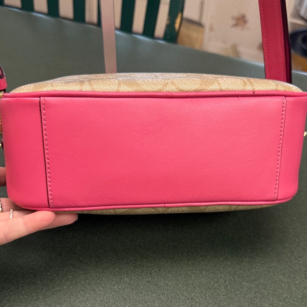 Coach Beige and Pink Crossbody Bag - Picture 3 of 13
